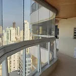 Apartamento Frente Mar De Balneario Camboriu - Av Atlantica