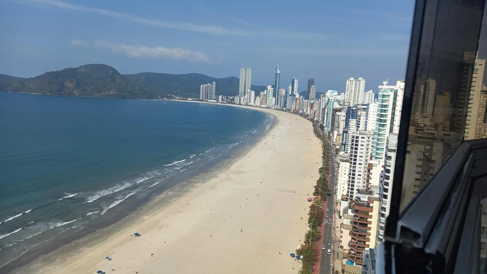 Frente Mar De - Av Atlantica * Balneario Camboriu